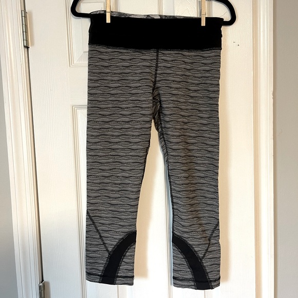 Lululemon Capri Legging 2010ish - Picture 1 of 7